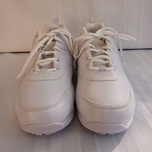 Women's Size 12 Wide Safe T Step Comfort Women's Gym Shoes